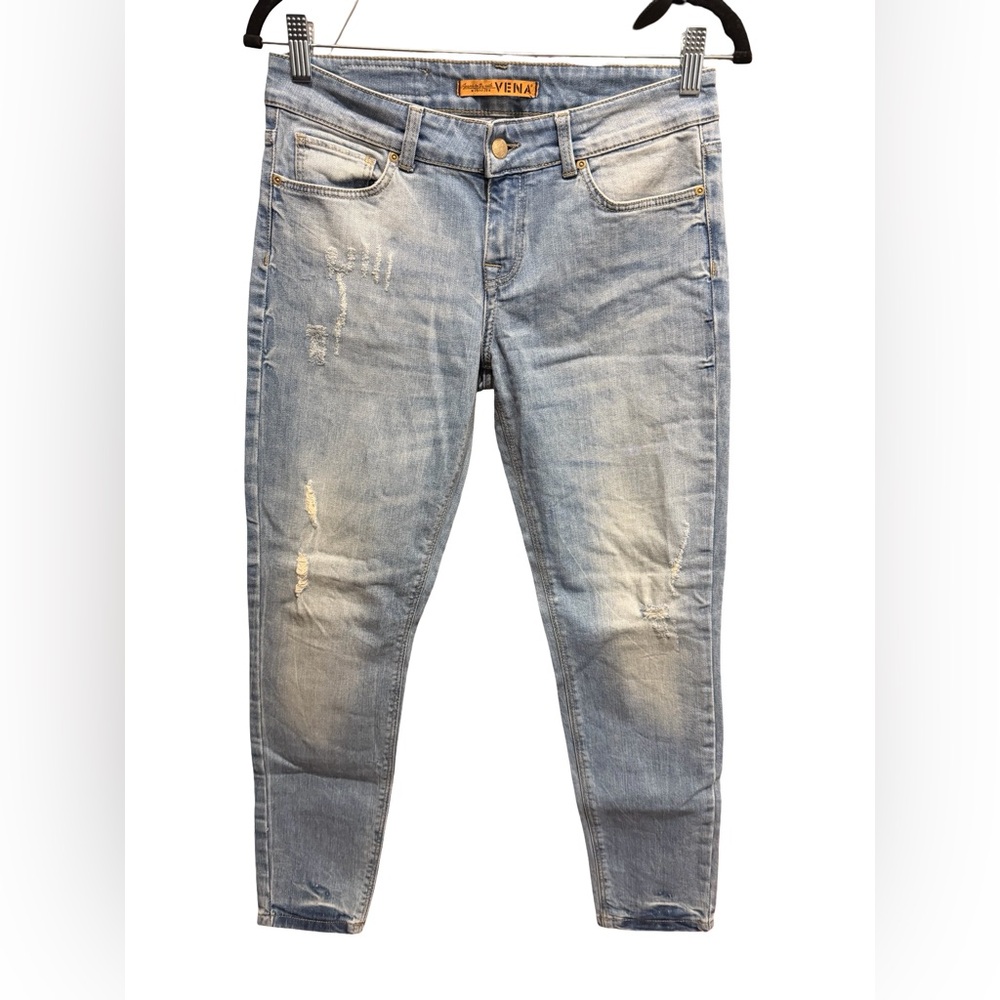 Women's Distressed Light Blue Skinny Jeans